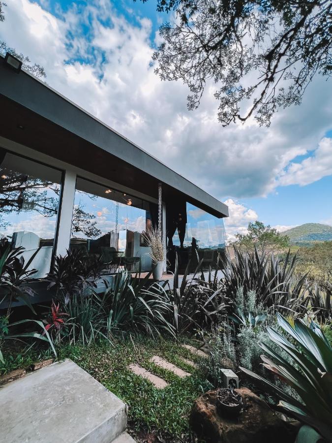 La Contemporanea Cabanas Prox A Cidade Vista Para Ponto Turistico 乌鲁比西 外观 照片