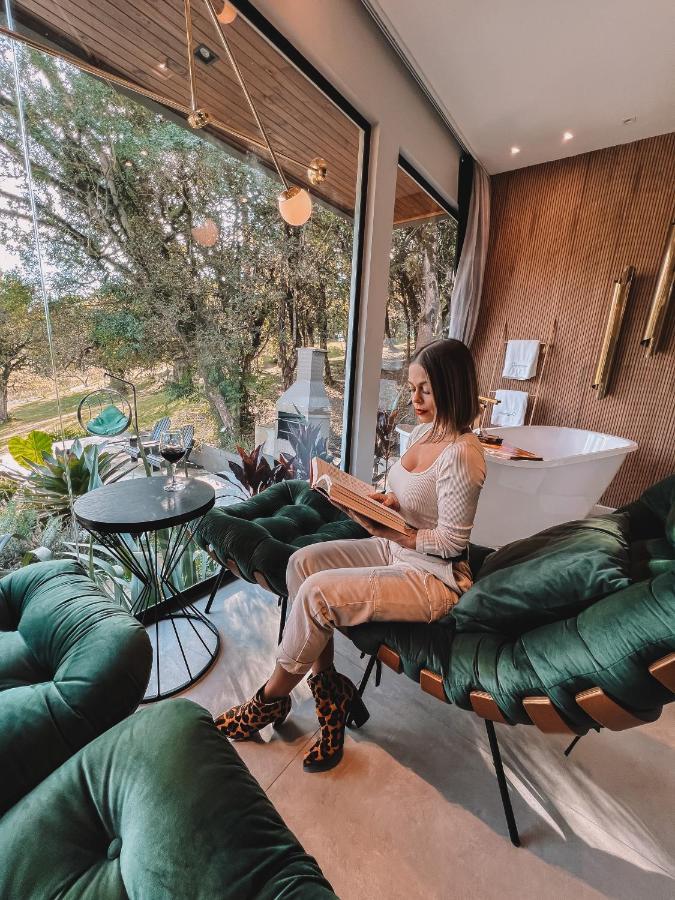 La Contemporanea Cabanas Prox A Cidade Vista Para Ponto Turistico 乌鲁比西 外观 照片